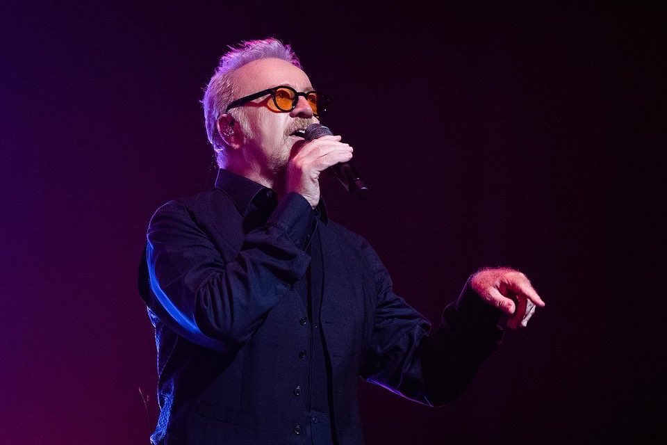 UmbertoTozzi's tweet photo. Che meraviglia a Fermo 🔥
Grazie di cuore a tutti , ci vediamo domani a Firenze - Teatro Verdi
🎟 su @TicketOneIT
Ph. @fabioserino @henryruggeri
#Raftozzitour @RafRiefoli @RadioItalia @fepgrouplive @MomyRecords https://t.co/l4G6XMTymX