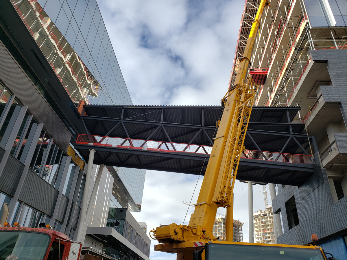 stephensoneng's tweet photo. Today's #ConstructionUpdate is from the Breithaupt Block team featuring a glass and steel bridge that connects Buildings 2 and 3.
Congratulations to everyone that was involved in this important project achievement!
Allied Properties REIT
MartinSimmons Architects Inc
@salasobrien https://t.co/geA7KGncEy