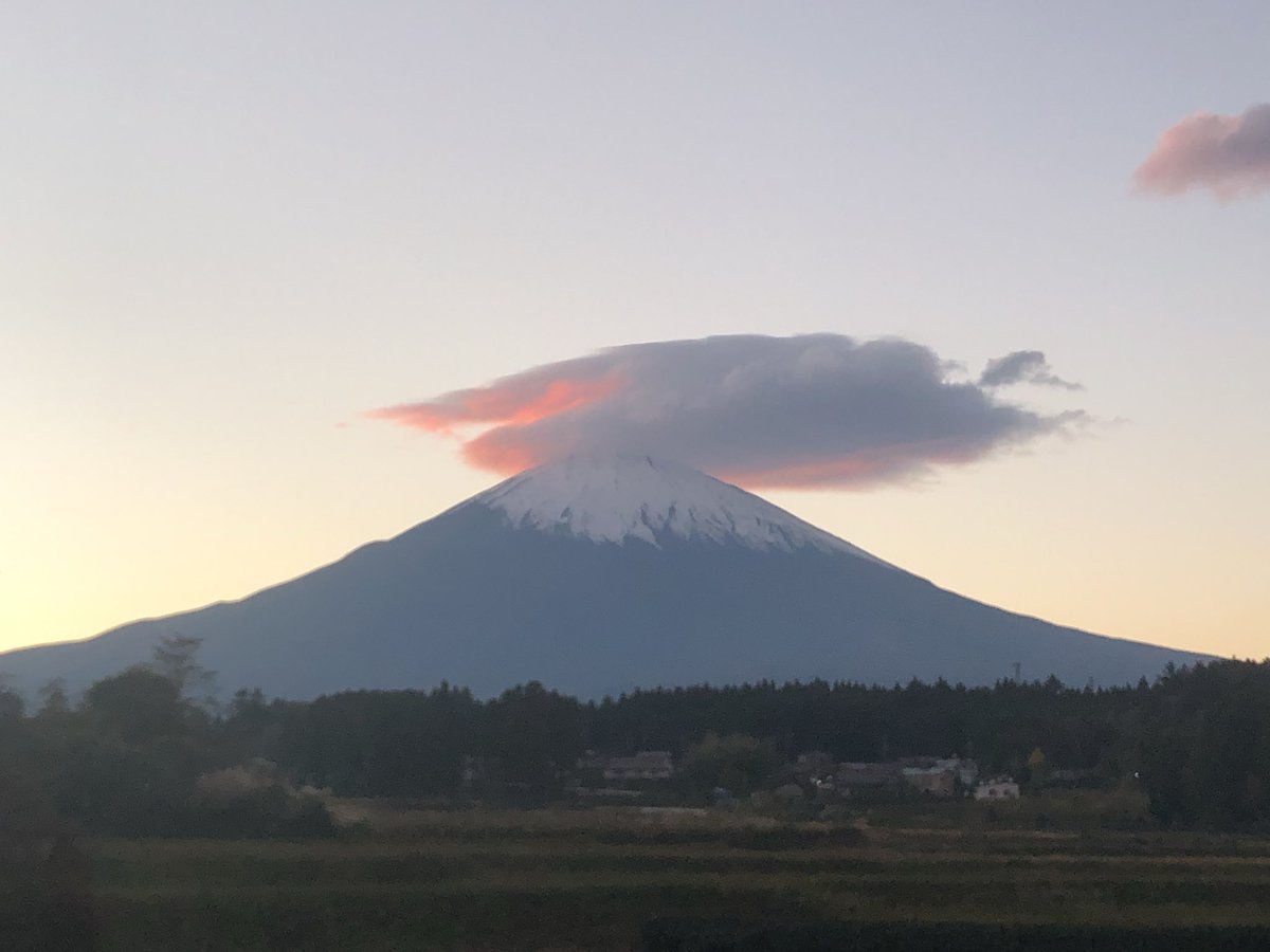 ak213302's tweet photo. 今日の道しるべ
由来を知ると親しみが湧く
何故そういう地名がついたのか。いつ、どのような経緯で始まったのか。知れば知るほど興味が湧き、愛情が深まる。

#自動化
#SNS起業
@ak213302 https://t.co/vJ58LnsckV