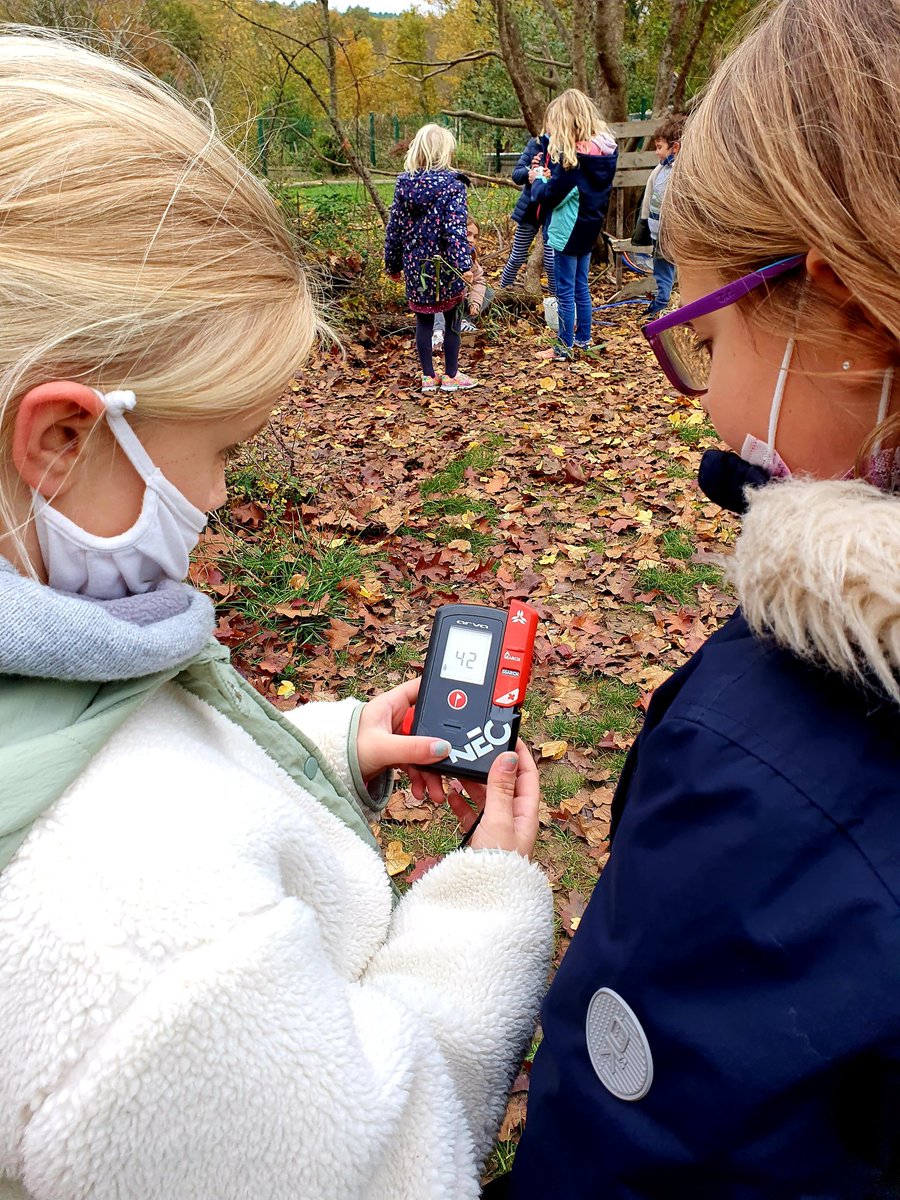 BaseBouconne's tweet photo. 🌄Le Festival #Pyrenicimes a franchi le massif forestier de Bouconne pour venir au refuge du Centre de Loisirs !
Plusieurs activités ont été proposées aux enfants pour s'éveiller au monde enchanté de la montagne et de la nature.
MERCI aux bénévoles venus partager leur passion ! https://t.co/clTvmXscIC