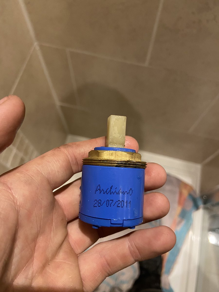 ThomsonPlumbing's tweet photo. @showerdoc can you help me out, need a replacement cartridge https://t.co/d9TWm5rteA