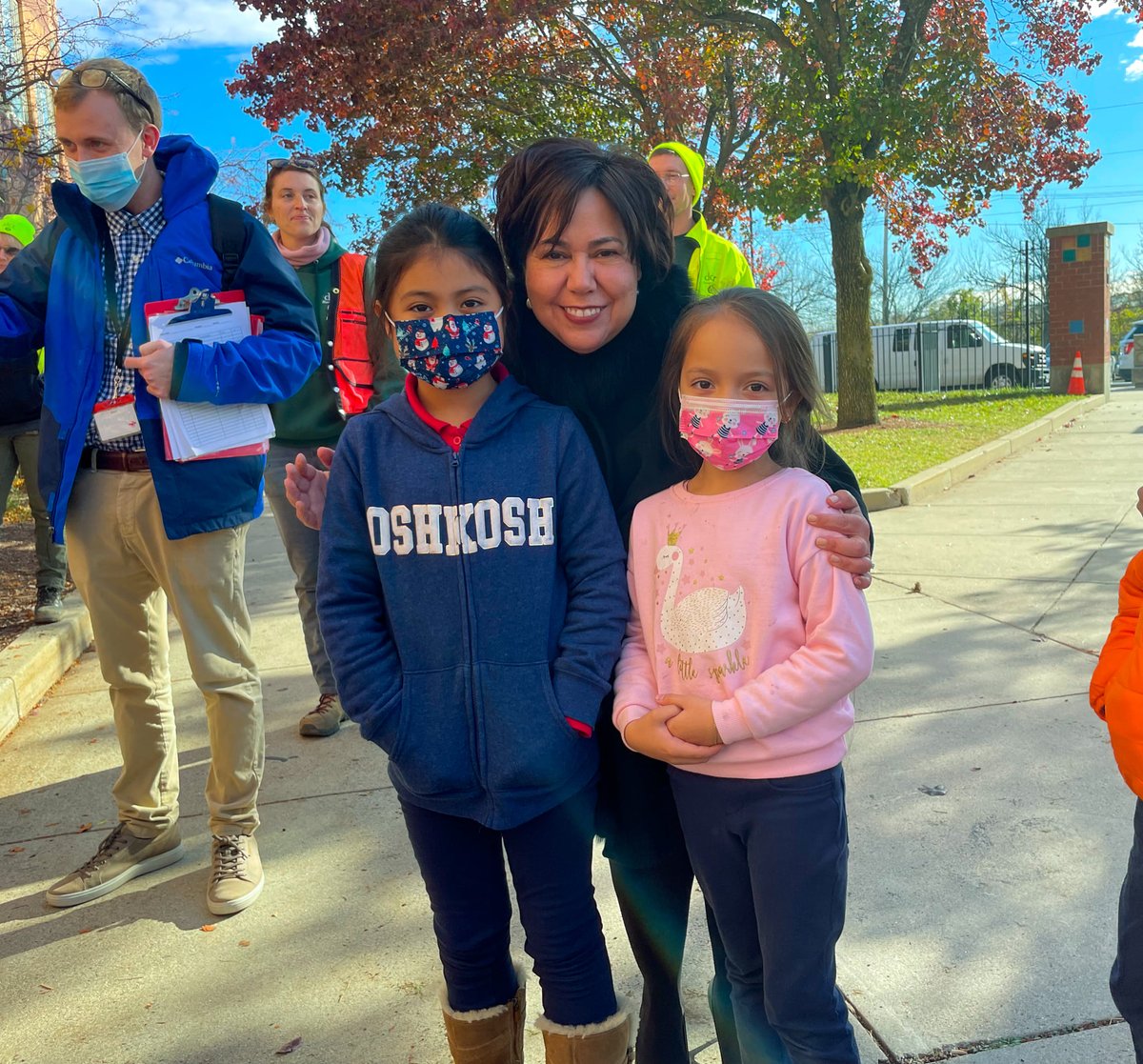 CPS_Chelsea's tweet photo. Students at our Elementary Complex enjoyed the opportunity to participate in today's ceremonial tree planting to honor the 2,400th tree planted in @ChelseaGov_MA through the Greening the Gateway Cities Program! https://t.co/XG3koL7tTK