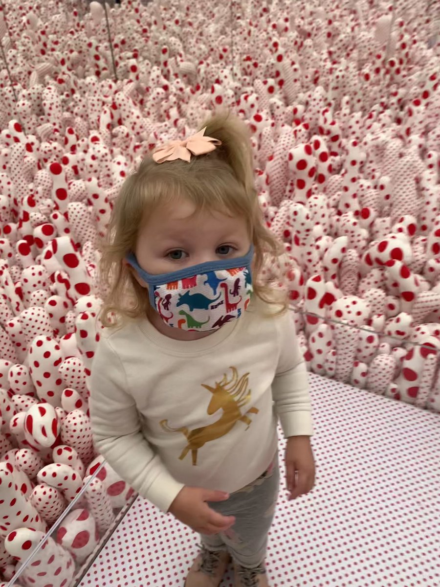 jhodgso1's tweet photo. What a fun morning exploring the amazing world of #yayoikusama. #infintekusama #onewitheternity @hirshhorn @smithsonian https://t.co/ckKQWMoLBI