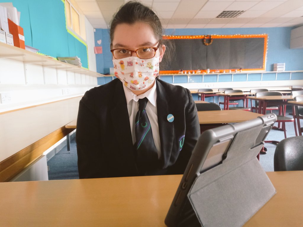 rosshallmodlang's tweet photo. A story in 4 parts @scottishcilt as we awaited the outcome of the S4-S6 category🤩!  
Félicitations!!👏🏻👏🏻 To all of the amazing finalists in every category and so very well done to our creative &amp; inspiring Panalee!!💜 @RAInclusion @RosshallL #WordsForTheWorld #YourVoiceCounts https://t.co/Mi0nM76HIV
