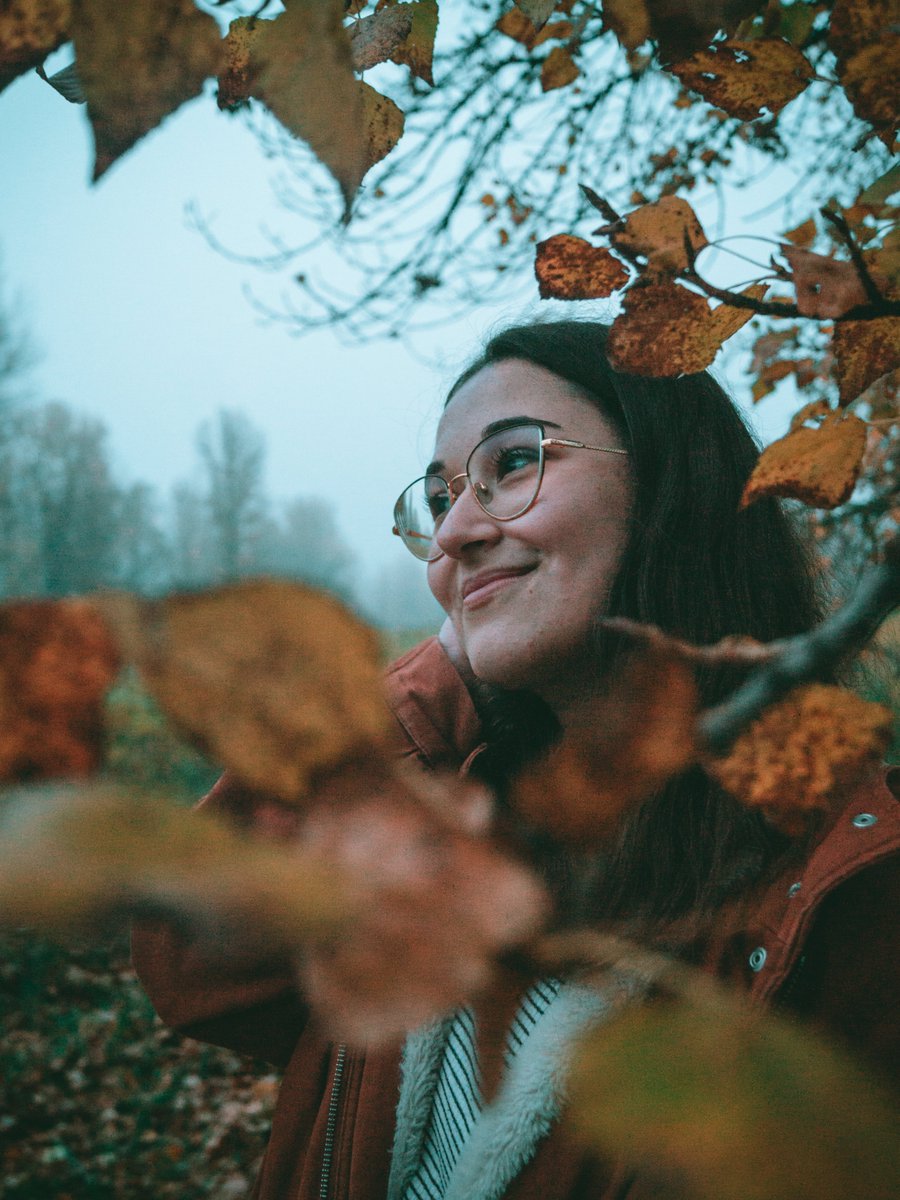r_3tro_'s tweet photo. Quanto vorrei che l'autunno durasse per tutto l'anno, amo i suoi colori (spero che la mia ragazza non sia gelosa👀) - camera: #sonyalpha58
#autumncolors #autumnleaf #Sony #sonyalpha58 #bealpha #SonyAlpha #sonyportrait #trees #nature #autumnleaves #leaves #autummood https://t.co/fNYeZI89WZ