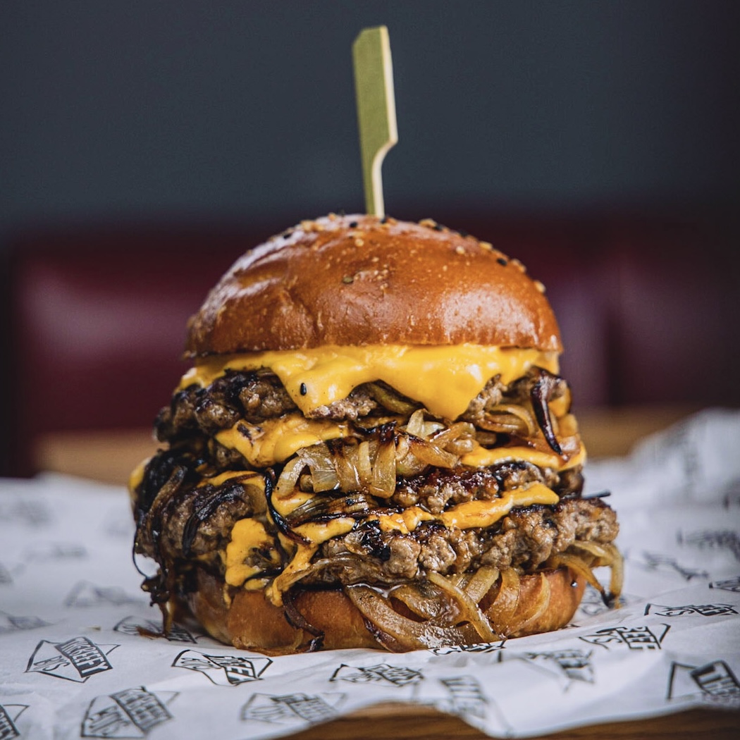 thebeefyboys's tweet photo. Open in Hereford and Shrewsbury 7 days a week! To book a table or a click and collect head over to our website! #cheeseburgers #burgers #oklahomastyle https://t.co/d90em8u1gR