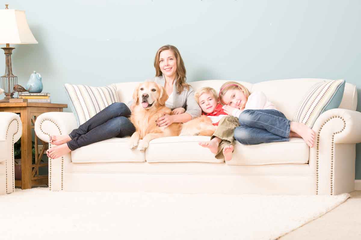 Our upholstery cleaning service is tough on stains but gentle on your furniture. Call today to schedule an appointment 📞 (248) 693-0055