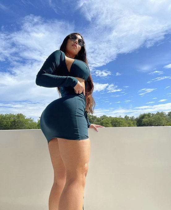 Hola Beb�? https://t.co/mWxtkgIsTH