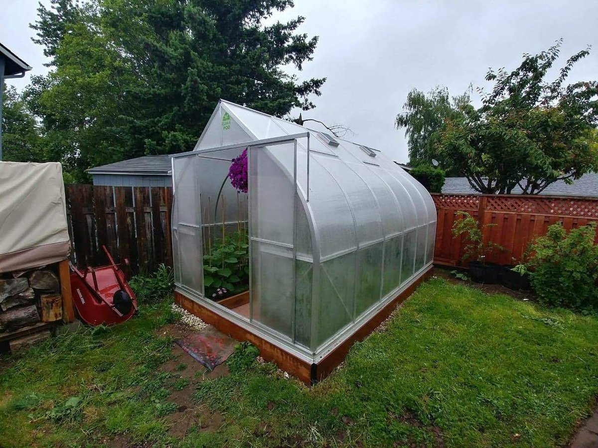 climapod's tweet photo. 💡 “Anybody who wants to rule the world should try to rule a garden first. “
Gardening Saying
⠀
🍃 https://t.co/rWp4EvLEWh⠀
#climapod #greenhouse #gardening #gyo https://t.co/24pmijnJPk