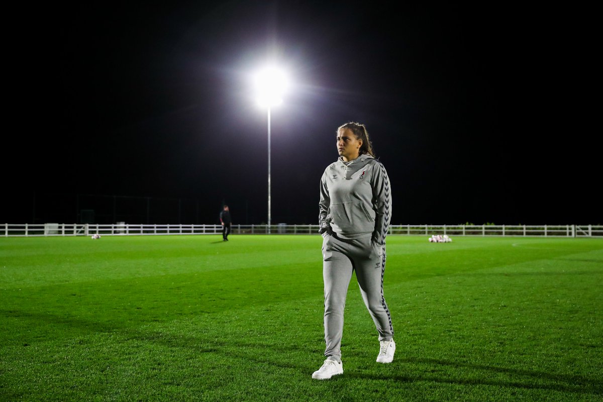 bristolcitywfc's tweet photo. Reporting for duty. 👋

#BRCLEW | #ContiCup https://t.co/7IzltLMZZ7