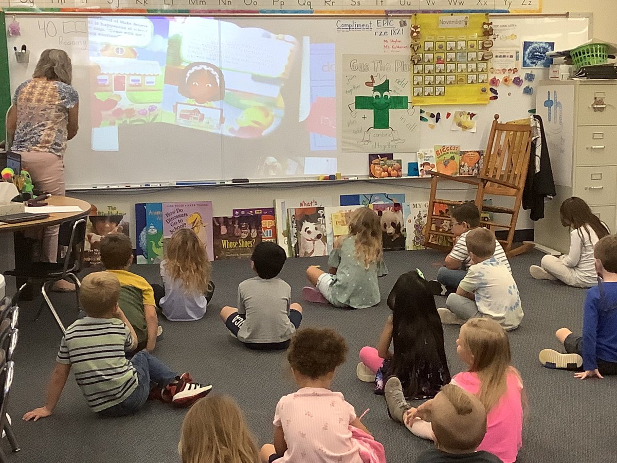 MSDusek's tweet photo. Celebrity Reader/retired Citrus County teacher, Mrs. Quinn, visits our class to read our next First Library Club book given to us by the Citrus County Education Association.   Thank you so much for spending time reading to us! #celebratelps @LecantoPrimary @CCEACitrus https://t.co/lSDeXMtQX2