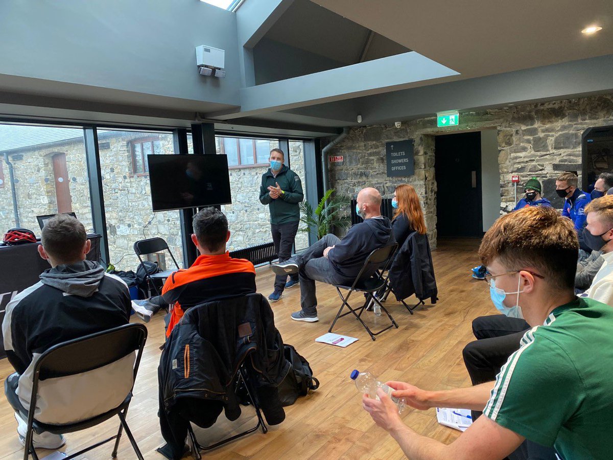 CyclingIreland's tweet photo. On Saturday, 11 coaches from different clubs in Leinster completed the Foundation in Cycling Course with tutor Gary McKeegan 🙌🏻 Well done and congratulations to all the participants 👏🏻 A big thanks to Specialized Ireland for providing the venue for the course. 

#CICoaching https://t.co/FOwZsv0j5p