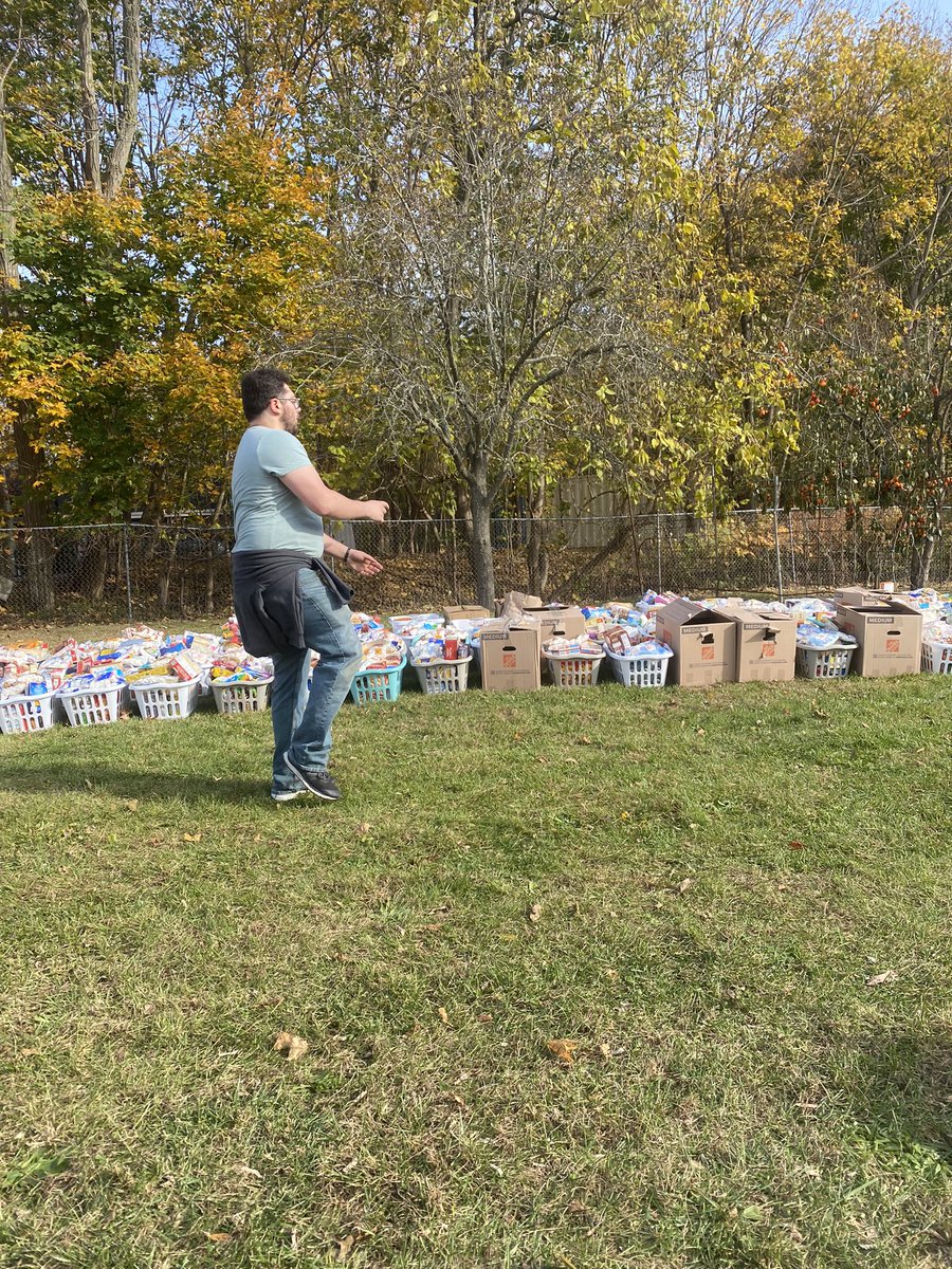 <a href="/BranchesLong/">Branches Long Island</a> does a wonderful thing for families in need. I have no doubt that these families will have an amazing Thanksgiving!! So glad T3318 was able to help 😊♥️🦃🍴 !!!! <a href="/BonnieGriesch/">Bonnie Griesch</a> 🎯 🎯 🎯