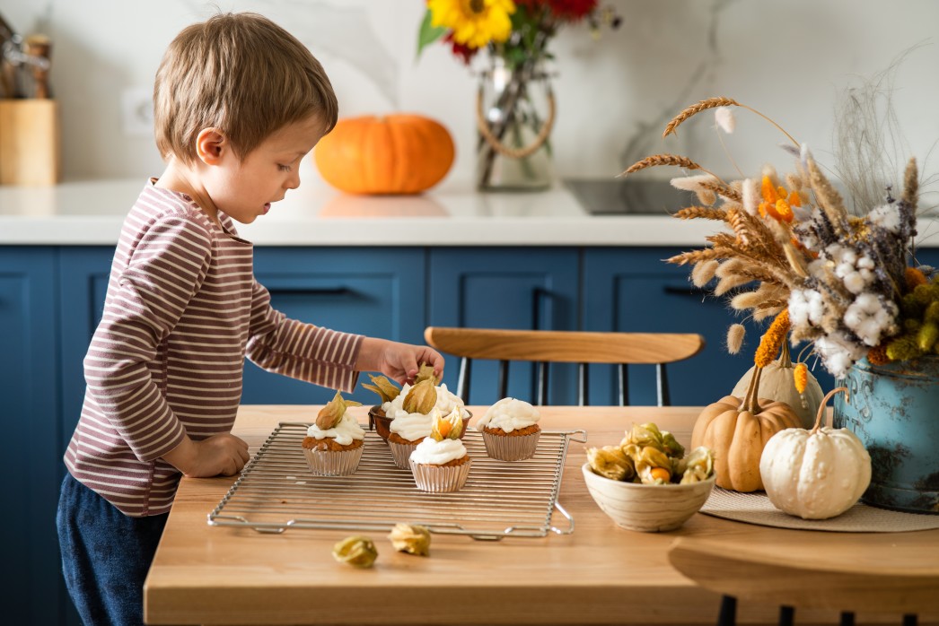 GenerateLifeSci's tweet photo. Happy #Thanksgiving from the Generate Life Science family of brands. We are grateful for our medical and health care heroes. https://t.co/gfhqRdDlhQ