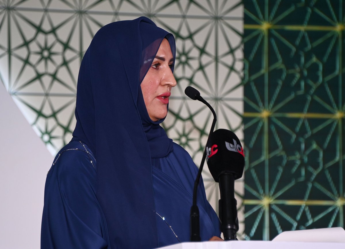 OmanNewsAgency's tweet photo. سلطنة عُمان مُمثلة في وزارة الأوقاف والشؤون الدينية تختتم احتفالها باليوم العالمي للتسامح تحت عنوان "فرّقتْنا الجائحة.. فليجمعُنا التسامح" ونظّمته بالتعاون مع شبكة صُنّاع السلام الدينيين والتقليديين واستمرت فعالياته يومين بمشاركة واسعة من داخل سلطنة عُمان وخارجها.

#العمانية https://t.co/N340vwboi0