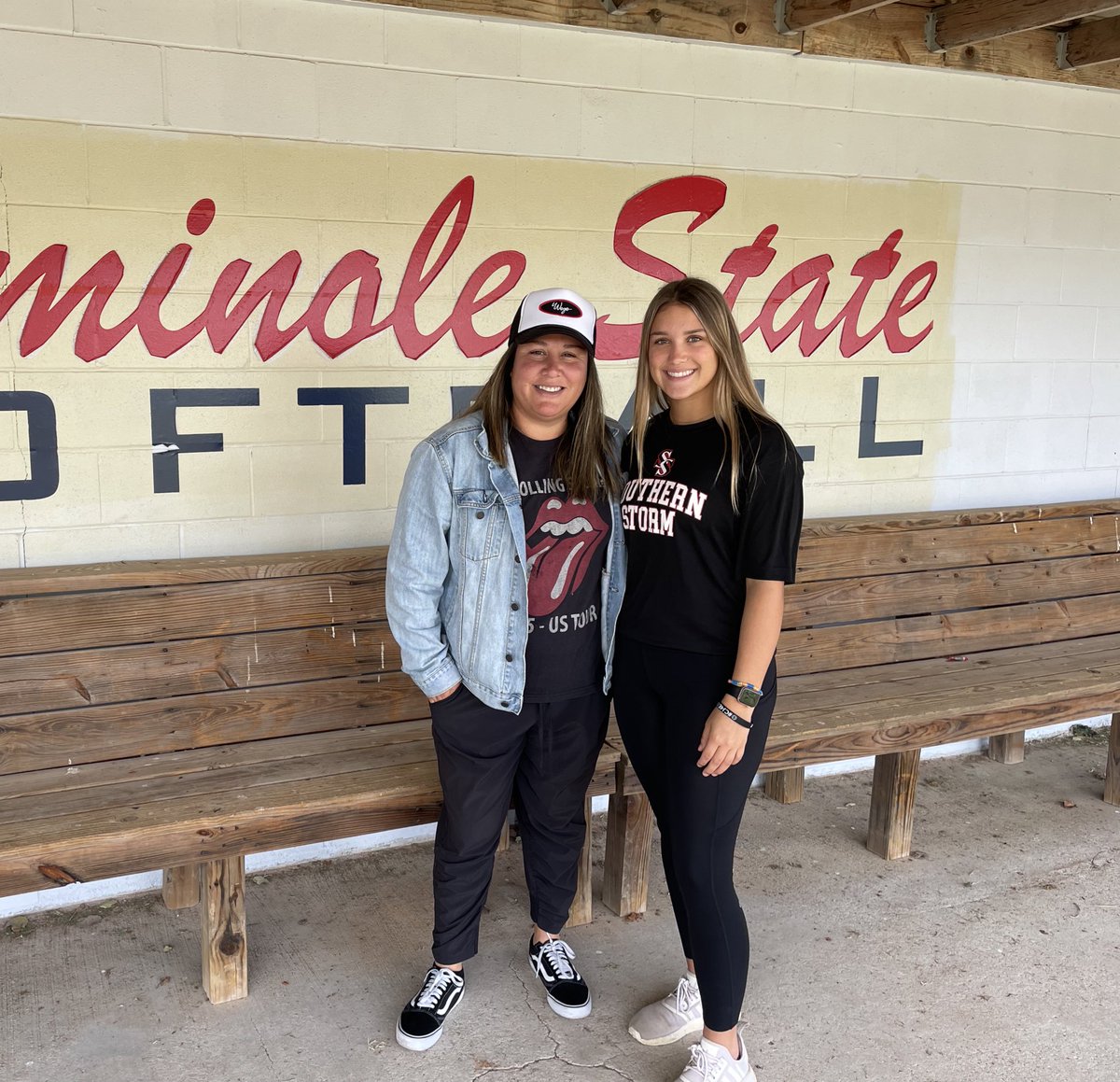 alexrainwest's tweet photo. I had a great day with Coach Flores! thanks for visit!!  @SSC_Softball https://t.co/veOS0TTM1n