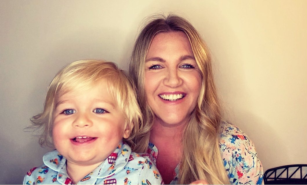 Sneaking in on mummy's self tape!
#actor #selftape #casting #tv #commercial #mummyactor #castingdirector #ttaadults