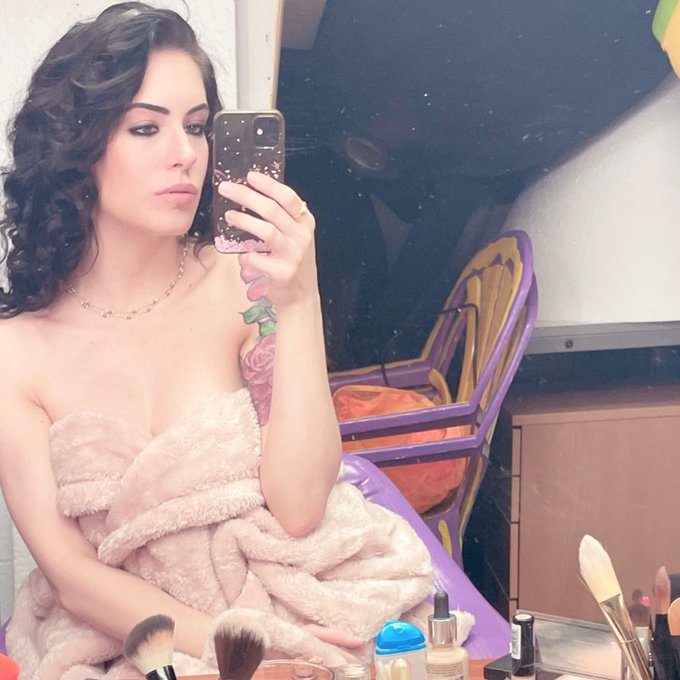 On set for @SinfulXXXcom today https://t.co/CiwWtzhl7e<a class="tags" href="/tag/sinfulxxxcom">@sinfulxxxcom</a>