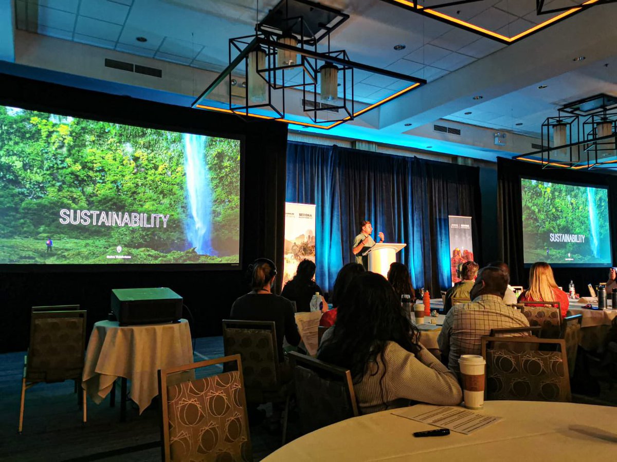 Sernatur's tweet photo. #ChileIsBack 😻
Nuestro país volvió a los eventos presenciales y hoy está participando del #AdventureElevate 🇺🇸 de @adventuretweets, principal asociación de turismo aventura del 🌎, para para mostrar las innumerables experiencias que tiene el país en turismo aventura y naturaleza https://t.co/ROzIweYlhi