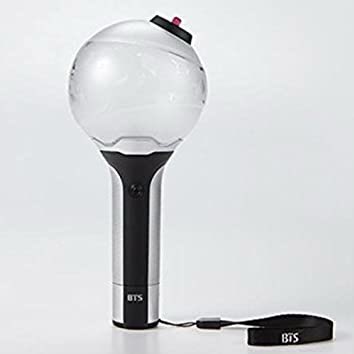 BTS_PRA_LA's tweet photo. 🚨QUICK!!🚨
ARMY! You’ve just been stopped by TSA about a strange object in your bag!!!!
Quickly respond! What is this???
#armytest #BTSARMY @BTS_twt https://t.co/8fCeMZCDJ8