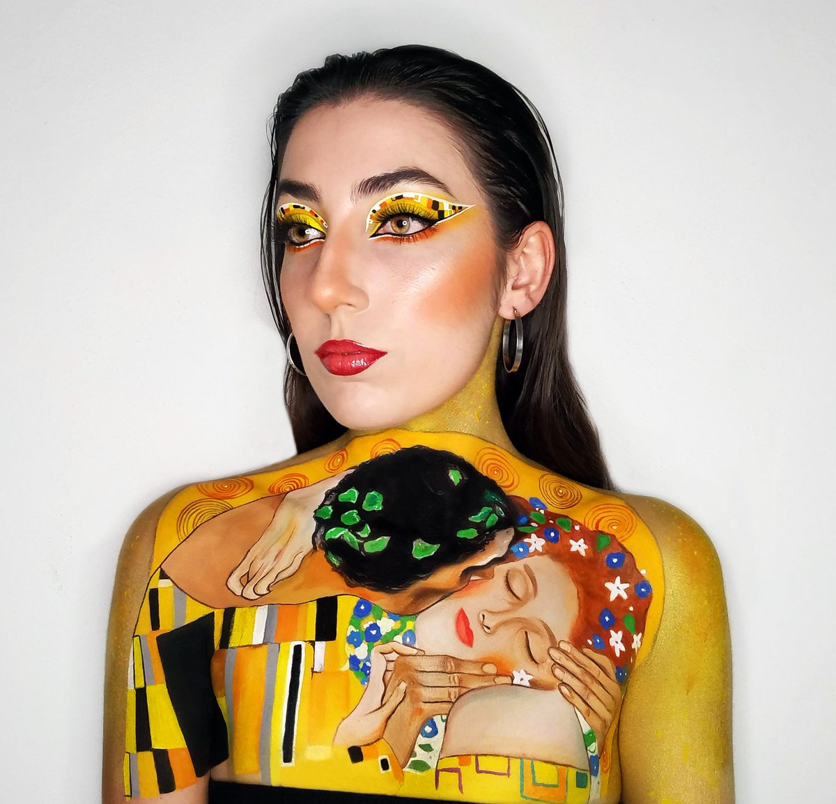 Maquillaje de la obra "El beso", de Gustav Klimt 💛