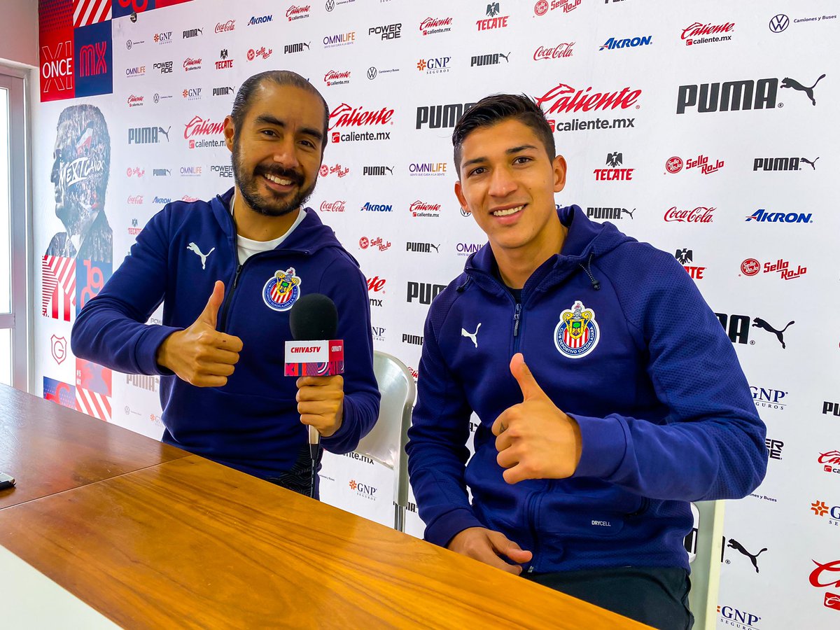 🎙 Estamos platicando 🔴 EN VIVO con <a href="/AZaldivar_/">Ángel Zaldivar</a> desde Verde Valle.

Entren y manden sus preguntas
👉 bit.ly/30w17Rz