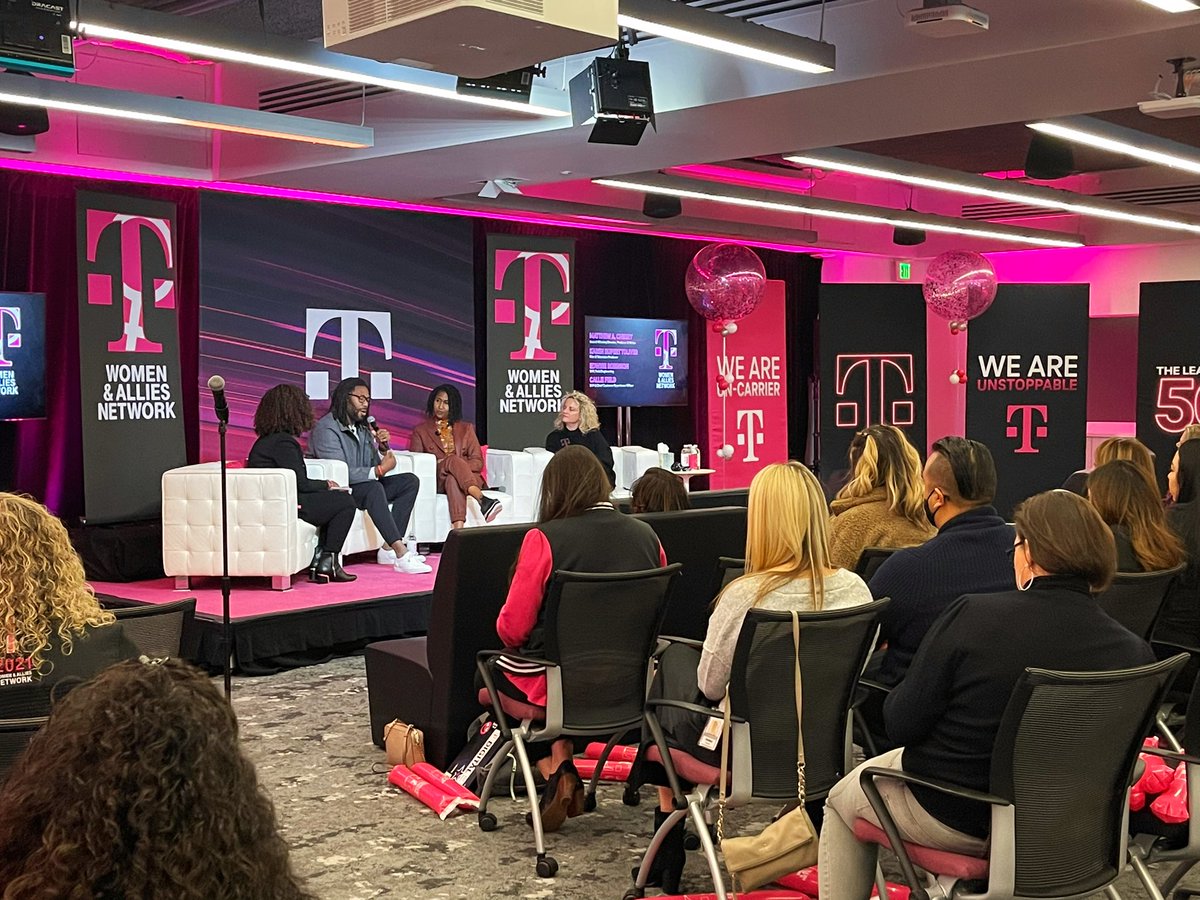 <a href="/HairLoveShort/">Hair Love</a> always brings tears. Love hearing from Matthew Cherry and Karen Rupert Tolliver. Thankful for their advocacy to push forward films that represent people of color. Representation matters and we all deserve to see people like us in film/media/life 💗 #BeYou <a href="/TMobile/">T-Mobile</a>