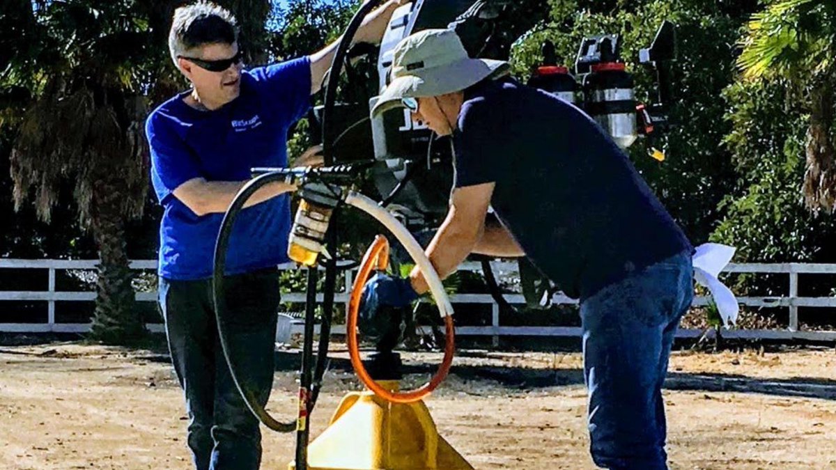 #wednesdaywisdom Don’t forget to fuel before flight…! 😉😎🚀

#jetpack #aviation #avgeek #engineering #learntofly #thefuture #vtol #jetengine #turbine #gopro #aviationdaily #aviationlovers #pilotsofinstagram #businessaviation