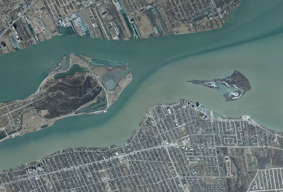 essexregionca's tweet photo. On #GISDay, we recognize the importance of aerial photography &amp; GIS analysis in monitoring the changing shoreline, measuring existing natural heritage, &amp; to engineering, planning and water quality efforts. https://t.co/xiOh562W5J