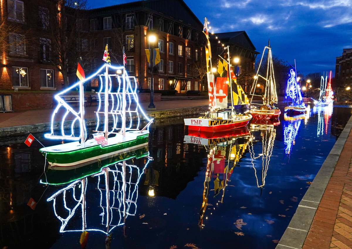 tourfrederickmd's tweet photo. COMING THIS WEEKEND ⛵

Boats are making their return to light up Carroll Creek in Downtown Frederick on November 20th. You can find them sailing in the canal, day and night, through early 2022. https://t.co/y9lf5rXFXx