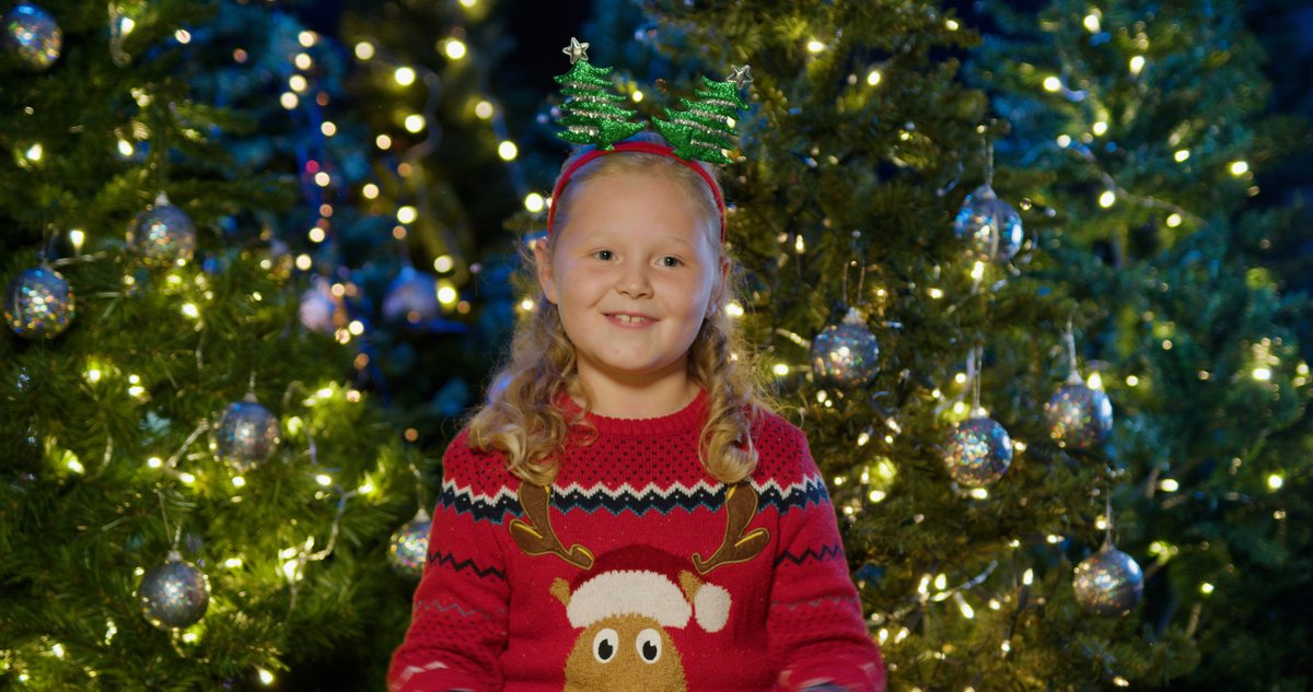 The stars of our Christmas ad will be making their debut tomorrow! 

Keep your eyes peeled...  👀