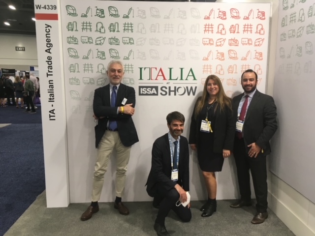 ITAChicago's tweet photo. Discover technologies that could cut down on cleaning time by using less energy, water &amp; chemicals to clean. Visit Italian pavilion @ISSAShowNA Booth W4339 W4441 #madeinitaly #cleaningequipment #cleaningindustry #ExtraITATech
@ISSAPULIREnet @ItalyMFA @ITAtradeagency @ITAChicago https://t.co/zIyFrtuebi