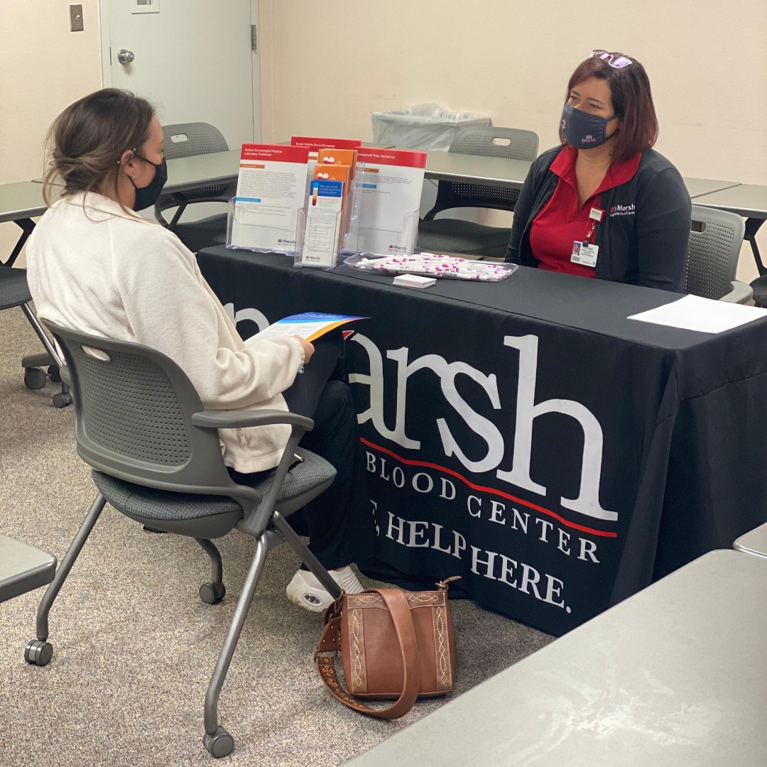 Marsh_Blood's tweet photo. Be a part of Marsh Regional Blood Center's mission by joining our team! We will be at the Holiday Inn Johnson City tomorrow – joined by @BalladHealth – from 10 a.m. to 2 p.m. seeking qualified candidates for open positions. We can't wait to meet you! 🩸 #GiveHereHelpHere https://t.co/mBRe92Tli4