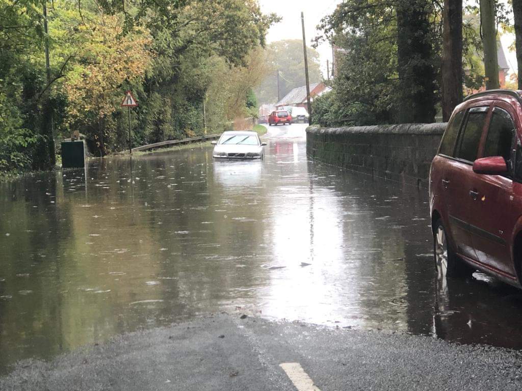 @ruralStaffs_SOS @ConnectedCounty @BillCashMP @ianparrycc @JeremyPert @INTOschtravel @JillHood8 We too have had #schoolbus and #communitybus cuts in  #Perton . No child should risk death for an education on #schoolrun