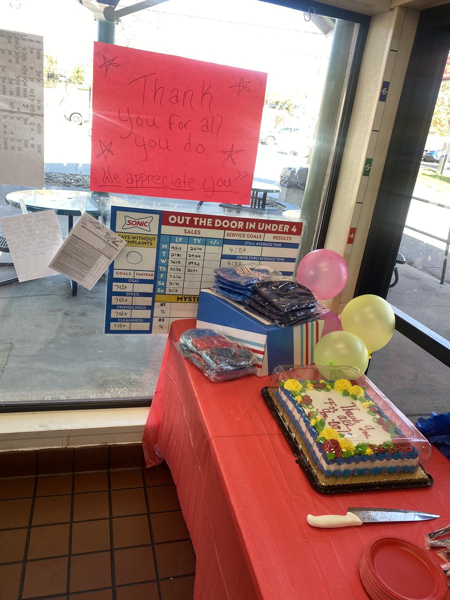 DoversJonathan's tweet photo. Store 3487 set up and ready to go!!! #sritnstorm https://t.co/vEBVuGQmeI