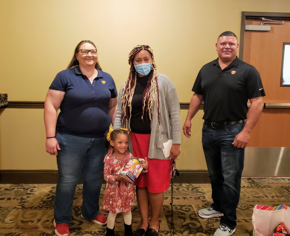 Nicholls_VPSA's tweet photo. Had a great time with our Shell friends showering gifts and resources on our hurricane impacted Nicholls families. https://t.co/iOgiI20w68