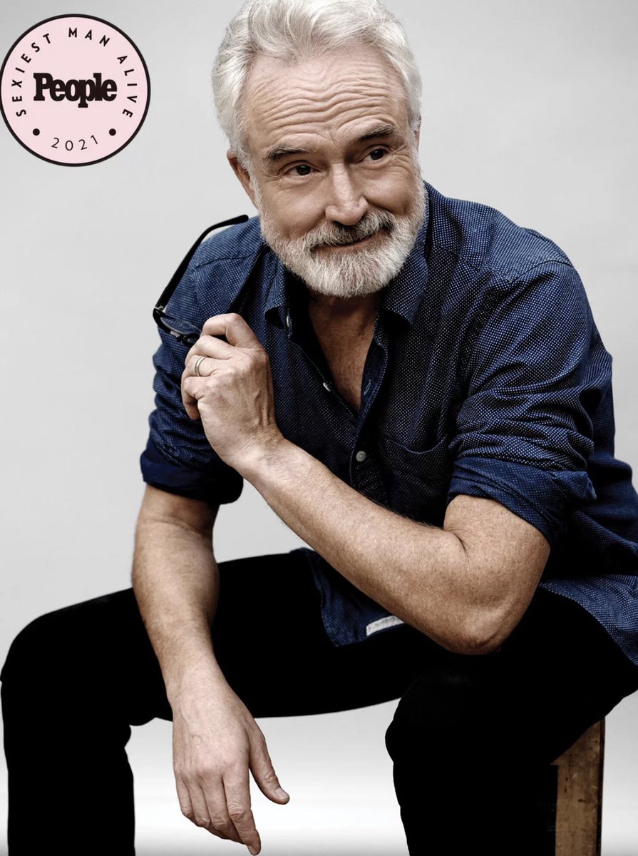 bradleywhitford's tweet photo. How it started.  How it’s going. https://t.co/0dYr7Ak50s