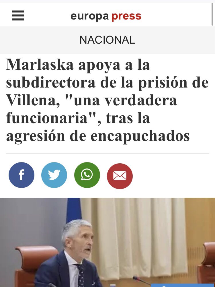 anadebande's tweet photo. Si se confirma esa noticia de que la “verdadera funcionaria” que defendió #marlaska se inventó una falsa agresión de otros compañeros, para perjudicar al colectivo de #funcionariosdeprisiones se hace obligado y urgente q Marlaska venga dar explicaciones al Congreso, x ocultarlo. https://t.co/u2J6ZW00SN