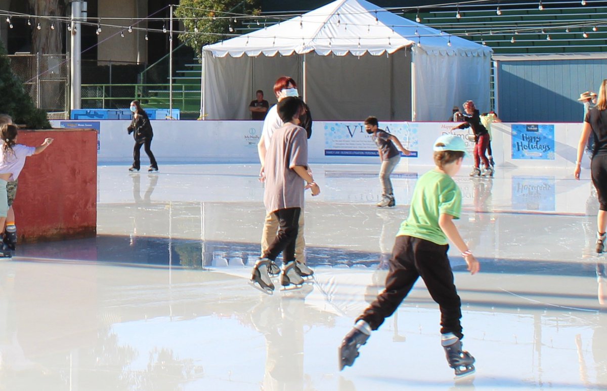 Hey everyone! <a href="/Adelaide2312/">Adelaide Reinshagen</a> and I wrote an article talking about the opening of the San Mateo Ice rink, It would be awesome if you could check it out on <a href="/scotscoop/">Scot Scoop News</a>, Thank you so much! #iceskating