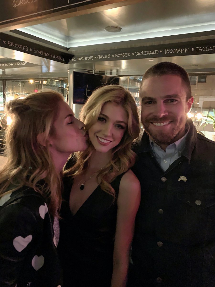 OfBeesAndTulips's tweet photo. I love how much @Kat_McNamara loves her TV mom and dad https://t.co/mwIIU37vTs