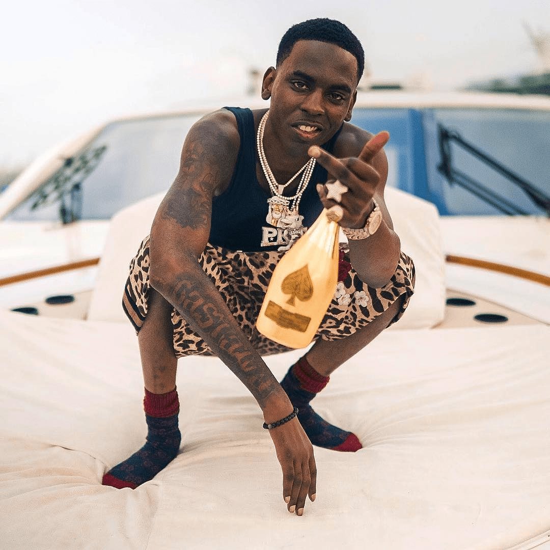DatPiff's tweet photo. Young Dolph was reportedly shot in Memphis. https://t.co/1ASufRPgVp