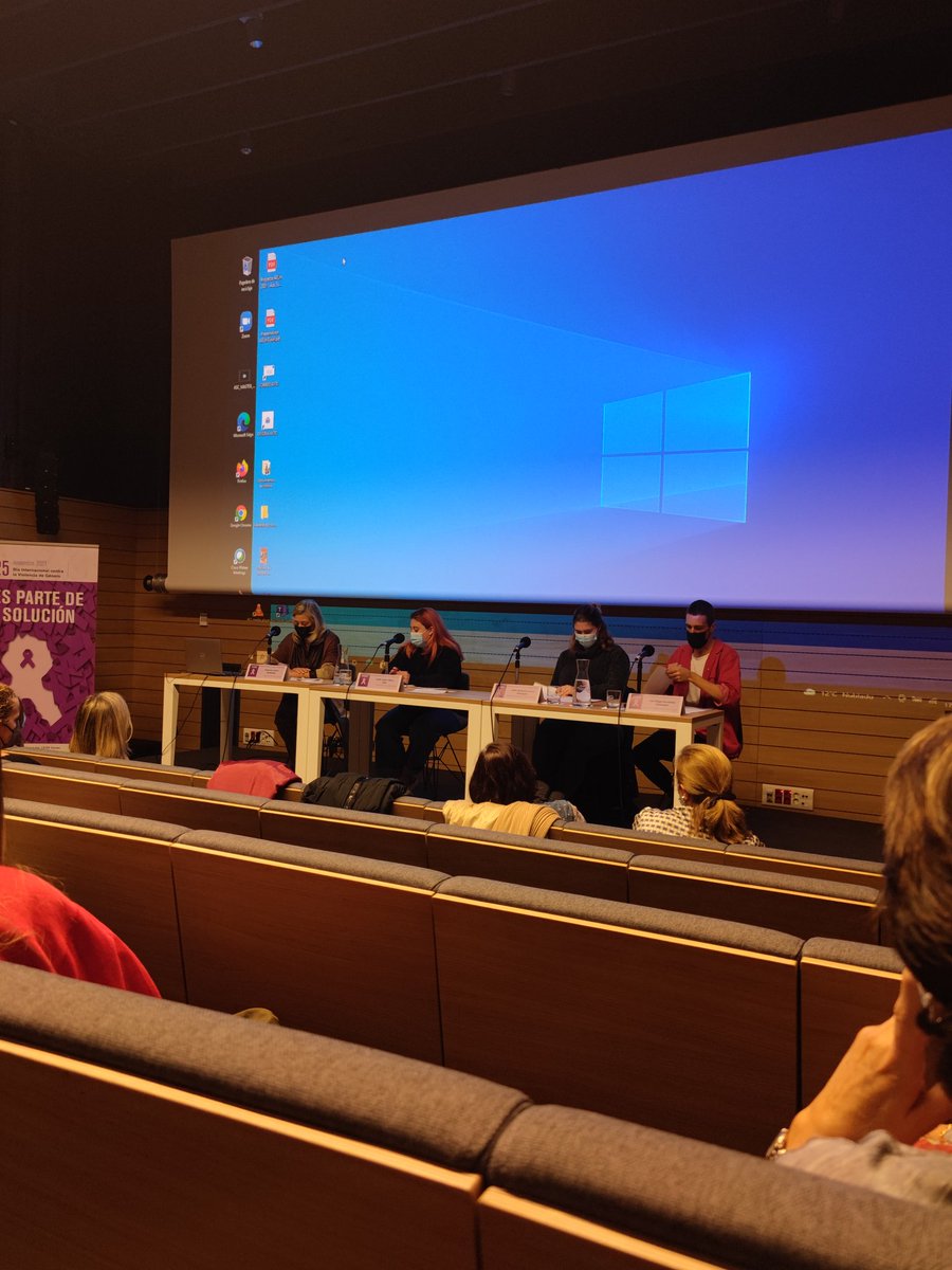 conseyu_cmpa's tweet photo. 🟪Esta tarde asistimos a las jornadas Violencia de Género en Jóvenes y Adolescentes. @GijonIgualdad

🟪 La violencia machista en redes sociales con Soraya Calvo.

🟪Modelos relacionales entre jóvenes con Lucía Lobato, Aridane Cuevas y Diego Fernández. https://t.co/rw4RLbuTmf