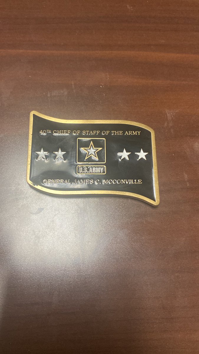 notAdeadCatAMC's tweet photo. It was amazing for my Soldiers to get recognized by the @ArmyChiefStaff today. It was amazing to see the CSA On the ground talking to the troops face to face. You can go your whole army career without that happening. @16thSMA https://t.co/XltMA7t9Z7