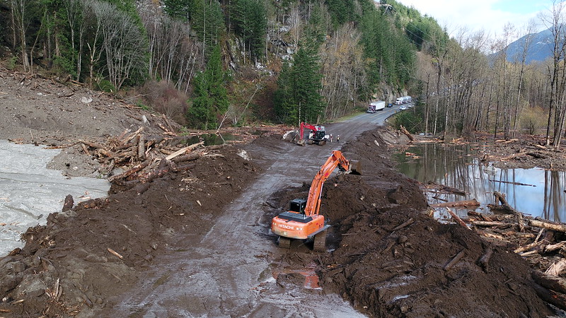 The damage, the assessment and the recovery... in images. 
We're collecting #BCstorm photos of the impacts it has had on our BC highways. We'll continue to add as more photos/videos are available.
bit.ly/30IkyGB
Please drive safely and only if you have to. Check @driveBC
