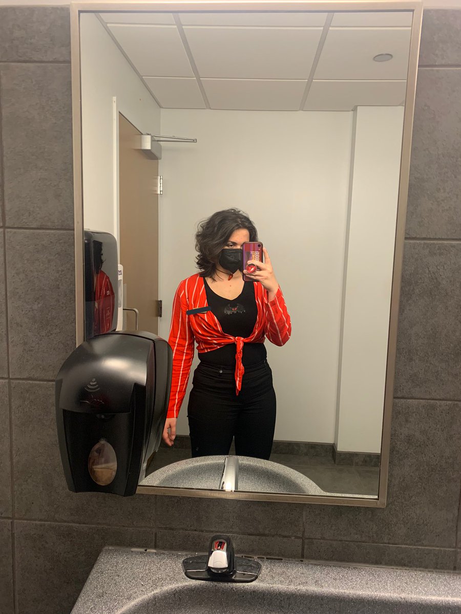 TAElSMS's tweet photo. only fruity people take mirror selfies

#PRIDEARSD #LGBTarmyselcaday #JIN #석진 #BTS @BTS_twt https://t.co/x1oWE7LqSP