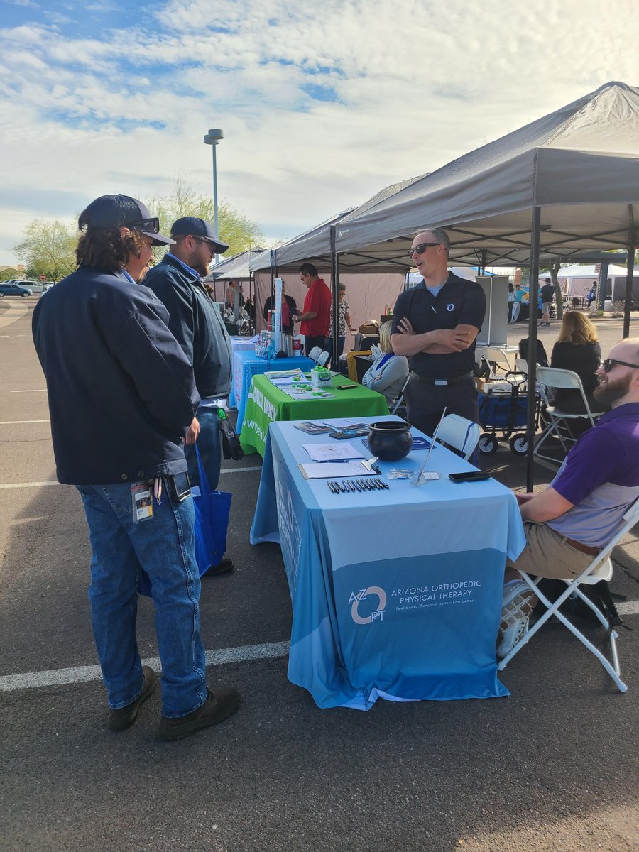 TeamGilbertAZ's tweet photo. It was a beautiful day for our Employee Health and Wellness Fair. Thank you to all who came out to connect, learn, and share in all the great health and wellness information! 🧘🏼‍♀️🥑

#TeamGilbert #GilbertWellness https://t.co/LifrkUCFG2