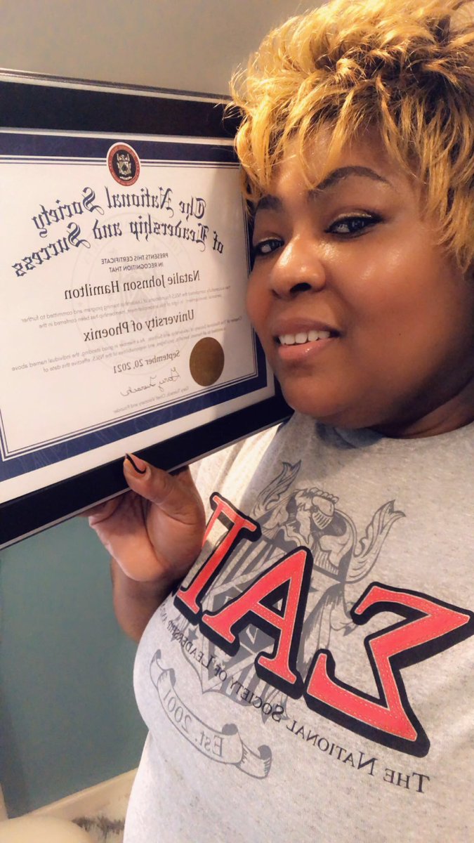 nursearo's tweet photo. Natalie Johnson Hamilton University of Phoenix #nsls #thensls #university #induction #ceremony #uopx https://t.co/v9QKCvbuu8