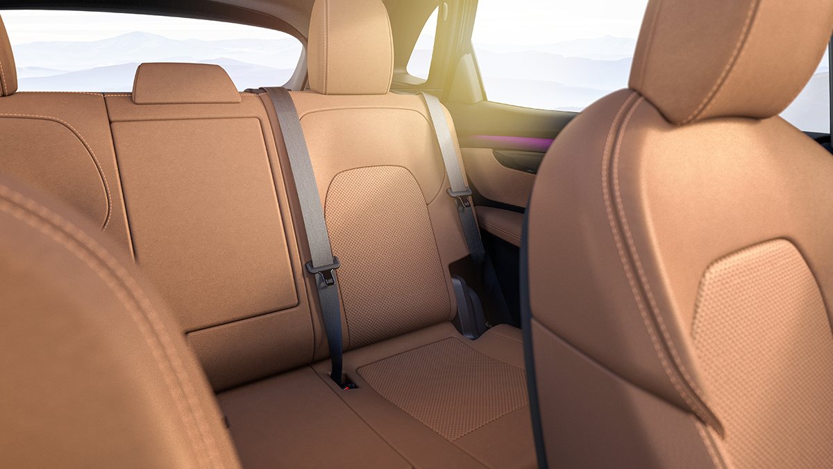 VinFastCanada's tweet photo. Introducing our latest innovation, the #Ve35. A unique crossover of luxury, sustainability and affordability.
*Images and videos shown contain pre-production level vehicles. Actual production vehicles may differ slightly. https://t.co/tqaGMh9iV0