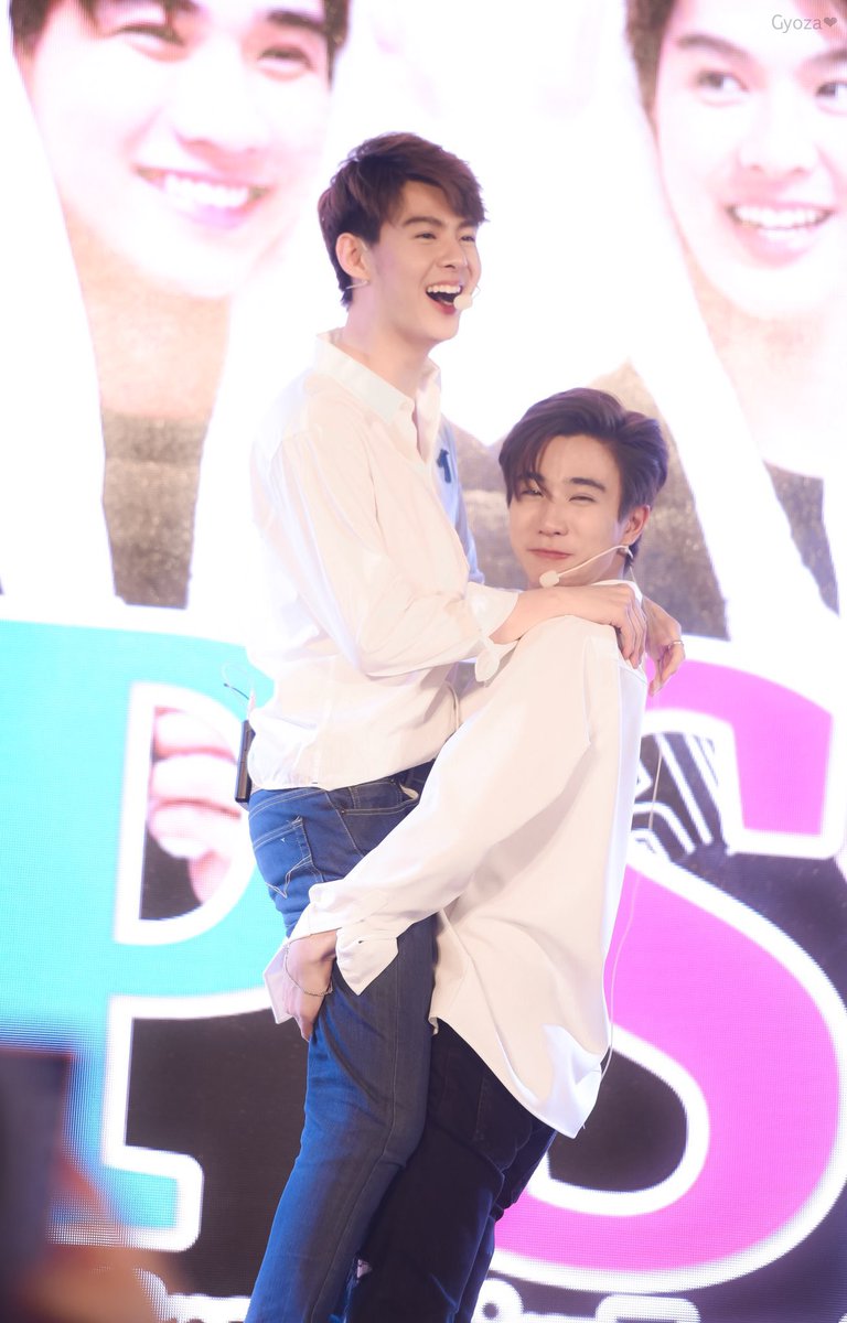MingChang1703's tweet photo. 3 years 
2rd event cp
1st mini fanmeet 🥺 
#PerthSaintSation #perthsaintmeetgreetfinfunfan https://t.co/7gPjH1Jp4k