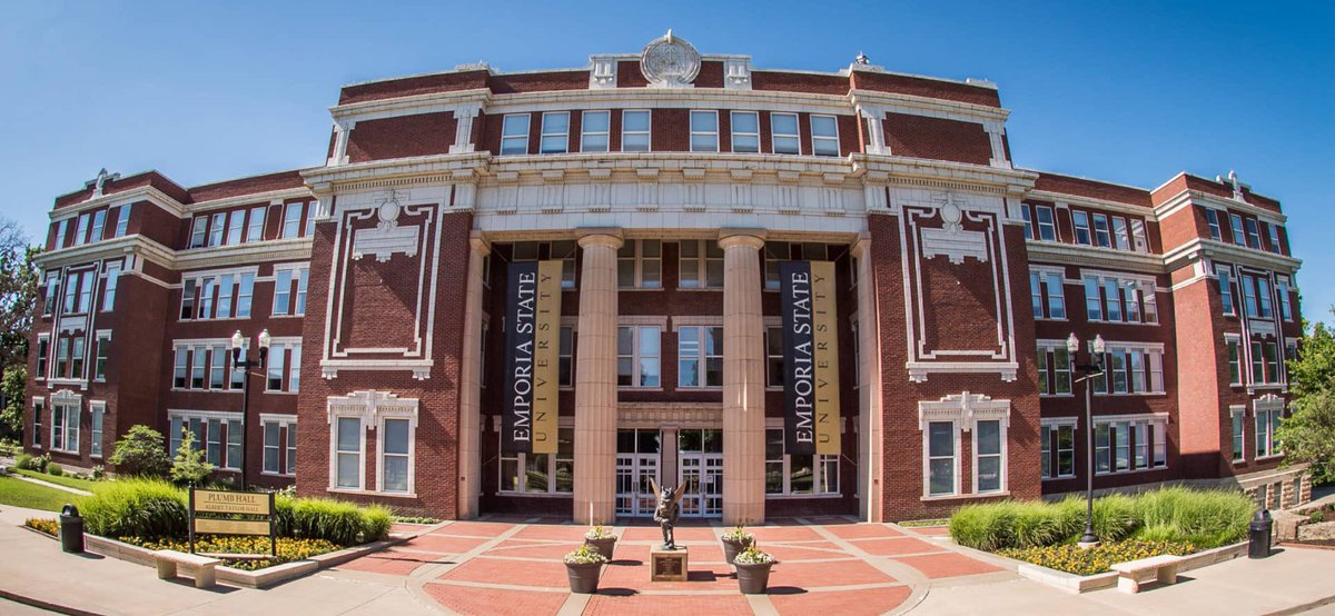 karIiekanaga's tweet photo. Super excited to announce my commitment to Emporia State University to further my academic and soccer career! Extremely thankful for my family &amp; friends and all my coaches and teammates who have supported me along the way! Stingers up!!!💛⚽️🐝 @ESU_WoSoccer https://t.co/sNMzue1QVR